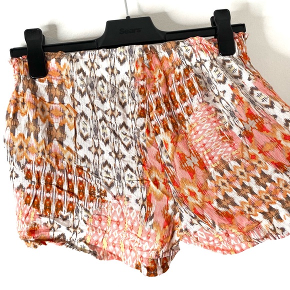 Kut from the Kloth Colourful High Waist Shorts - Picture 4 of 5